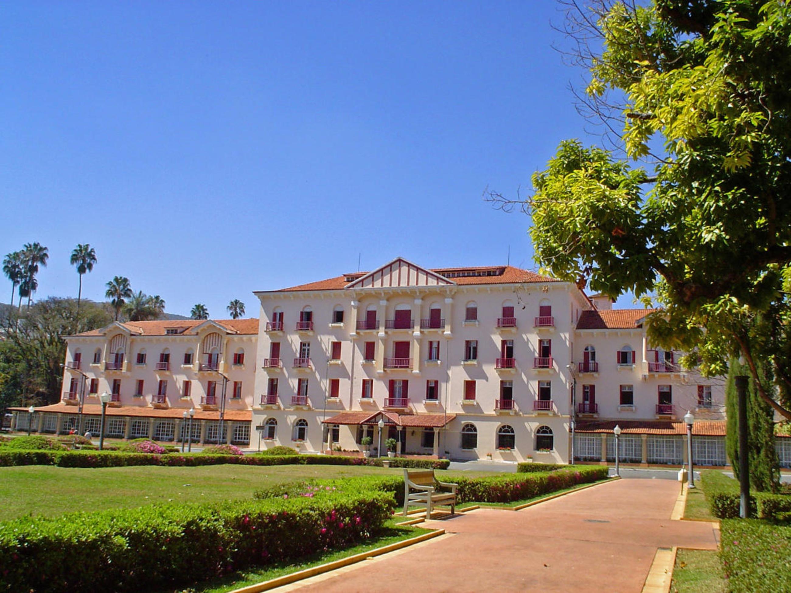 Palace Hotel - Pocos De Caldas Bagian luar foto